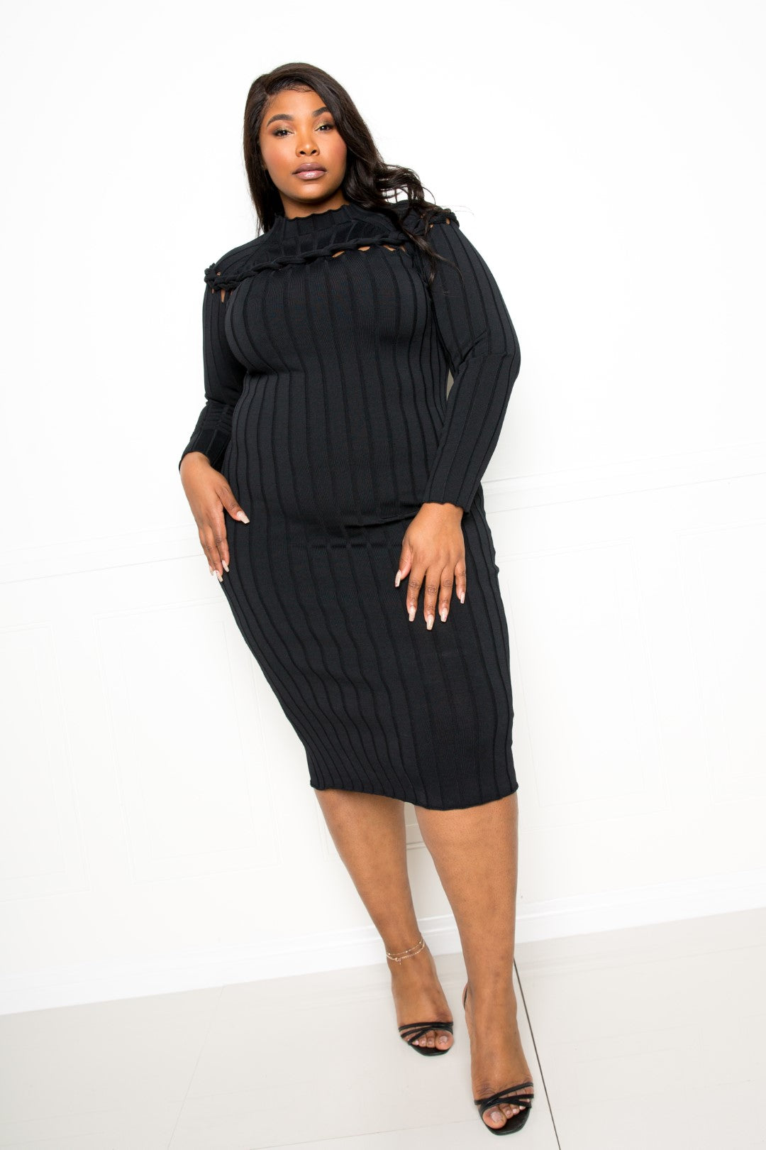 Bodycon Sweater Dress With Knot Detail | Black, Ivory, PLUS SIZE, PLUS SIZE DRESSES, SALE, SALE PLUS SIZE | Style Your Curves